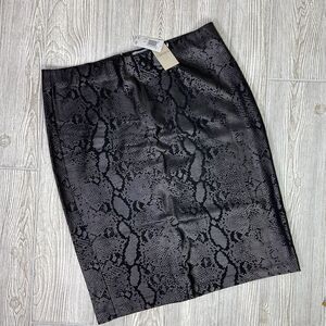 NWT Carmen Marc Valvo Black Python Foil Pencil Skirt Women’s XL
